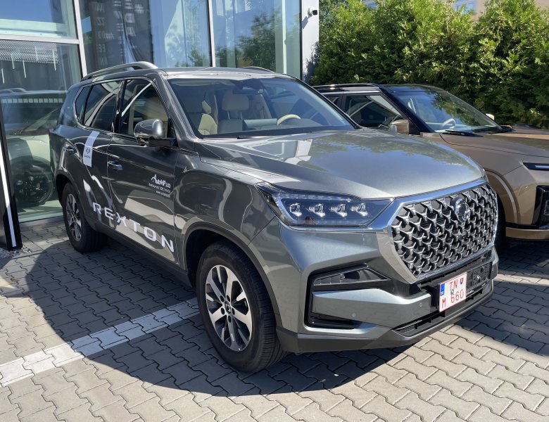 KGM Rexton