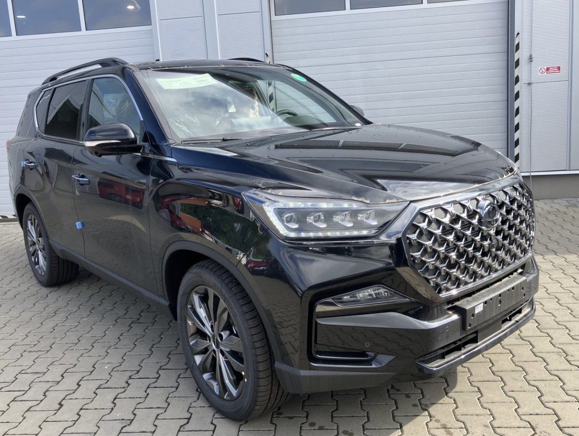 Nový REXTON CLUB  MY25  2,2 eXDI AWD A8